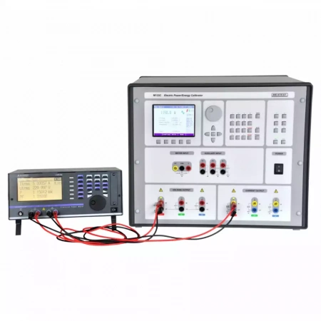 M133Ci – Калибратор мощности и энергии трехфазный