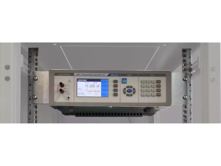 M525 – Магазин конденсаторов электронный, 100 пФ–100 мкФ